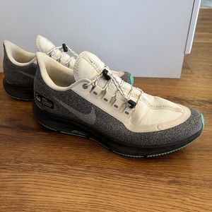 Womens Nike Pegasus size 10.5